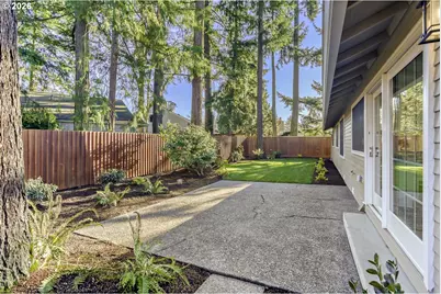 15420 NW Perimeter Dr, Beaverton, OR 97006 - Photo 28