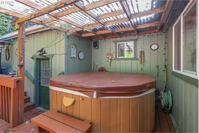 80 NE Keene Ave, Depoe Bay, OR 97341 - Photo 32
