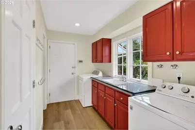 14165 NW Linmere Ln, Portland, OR 97229 - Photo 18