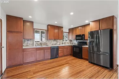 33037 W Spearman Rd, Hermiston, OR 97838 - Photo 8