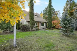 939 Buckhorn Rd, Roseburg, OR 97470 - Photo 2