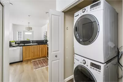 1100 SW 170th Ave #100, Beaverton, OR 97003 - Photo 14