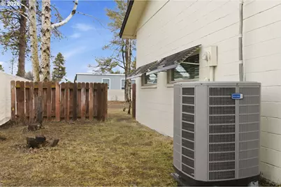 16440 Finley Butte Rd, La Pine, OR 97739 - Photo 24