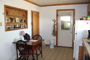 3405 K St, Baker City, OR 97814 - Photo 8