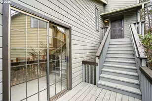 3 Oriole Ln, Lake Oswego, OR 97035 - Photo 4