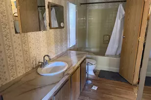 1901 Kalmia St, Sweet Home, OR 97386 - Photo 6