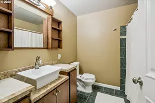 9631 SE Clatsop St, Portland, OR 97266 - Photo 22