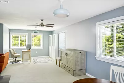 9631 SE Clatsop St, Portland, OR 97266 - Photo 36