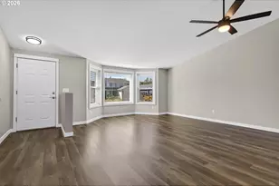 1608 NW 3rd St, Battle Ground, WA 98604 - Photo 2