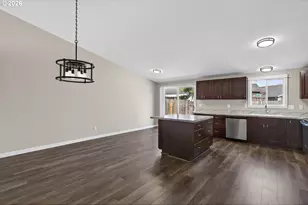 1608 NW 3rd St, Battle Ground, WA 98604 - Photo 8
