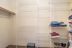 890 W Hickory St, Roseburg, OR 97471 - Photo 28