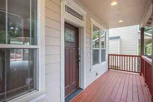 21754 NE Couch Ct, Gresham, OR 97030 - Photo 2