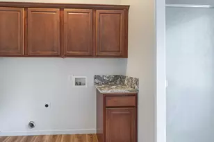 21754 NE Couch Ct, Gresham, OR 97030 - Photo 14