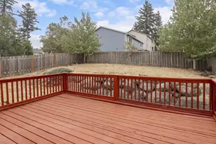 21754 NE Couch Ct, Gresham, OR 97030 - Photo 26