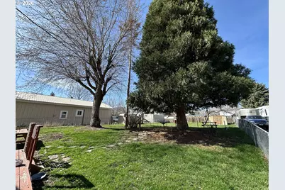 421 Cottonwood, Mount Vernon, OR 97865 - Photo 6