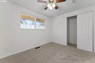 963 NW 2nd Ave, Hillsboro, OR 97124 - Photo 26