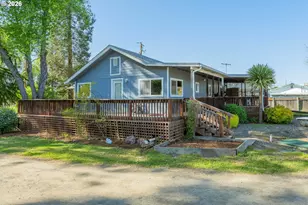 301 Winery Ln, Roseburg, OR 97471 - Photo 2