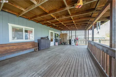 301 Winery Ln, Roseburg, OR 97471 - Photo 6
