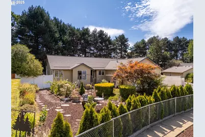 1108 N Hadley Rd, Newberg, OR 97132 - Photo 2