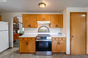 1108 N Hadley Rd, Newberg, OR 97132 - Photo 12