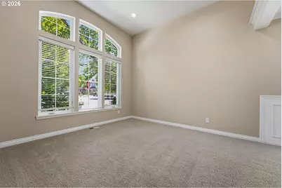 4049 NW 134th Ter, Portland, OR 97229 - Photo 4