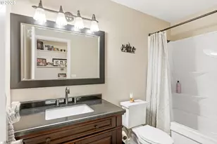 2185 SW 9th Ct, Gresham, OR 97080 - Photo 12