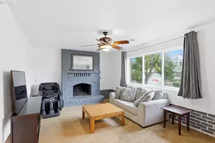 2185 SW 9th Ct, Gresham, OR 97080 - Photo 18