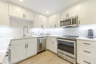 650 Harlow Rd, Springfield, OR 97477 - Photo 16