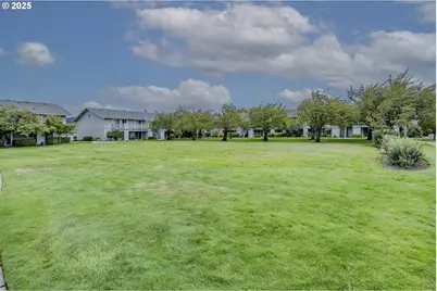 650 Harlow Rd #209, Springfield, OR 97477 - Photo 36