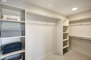 8075 N Edison St, Portland, OR 97203 - Photo 24