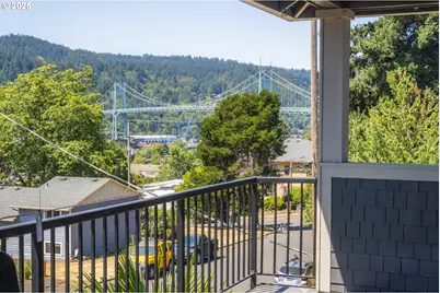 8075 N Edison St, Portland, OR 97203 - Photo 4