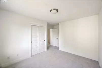 8075 N Edison St, Portland, OR 97203 - Photo 30