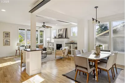 8075 N Edison St, Portland, OR 97203 - Photo 8