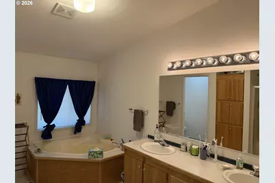 39604 NE Moe Ave, La Center, WA 98629 - Photo 34