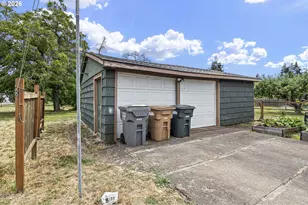 320 E Blakely Ave, Brownsville, OR 97327 - Photo 34