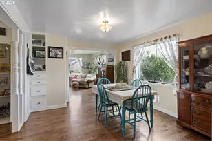 320 E Blakely Ave, Brownsville, OR 97327 - Photo 8
