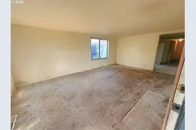 1630 S 12th St, Cottage Grove, OR 97424 - Photo 4