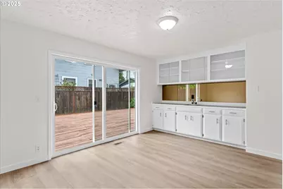 7206 N Amherst St, Portland, OR 97203 - Photo 14