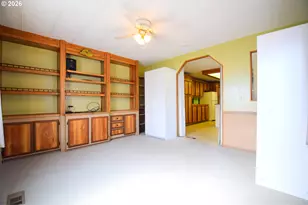 7918 SE King Rd, Milwaukie, OR 97222 - Photo 12