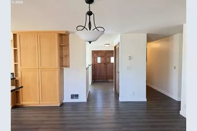 1145 8th St, Florence, OR 97439 - Photo 12