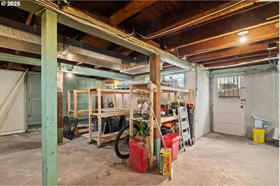 322 W C St, Rainier, OR 97048 - Photo 32