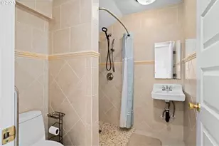 322 W C St, Rainier, OR 97048 - Photo 22