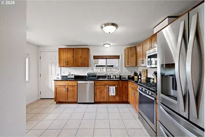 2895 Ferry St, Eugene, OR 97405 - Photo 10
