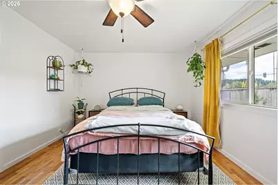 2895 Ferry St, Eugene, OR 97405 - Photo 24
