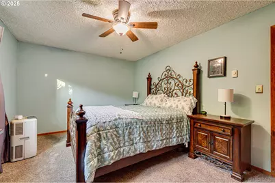 372 Insel Rd, Woodland, WA 98674 - Photo 12