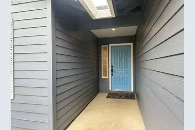 1843 NW 29th Cir, Camas, WA 98607 - Photo 2