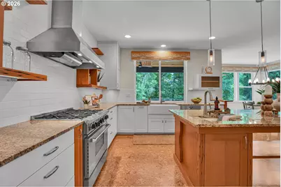 10653 NW Lost Park Dr, Portland, OR 97229 - Photo 16