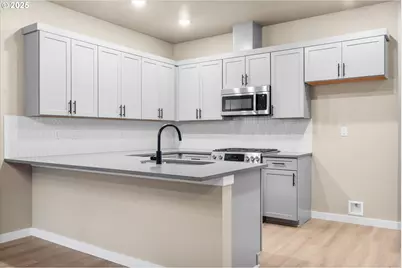 6325 SE Chloe Rose Way, Milwaukie, OR 97267 - Photo 8