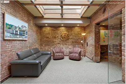 1325 NW Flanders St #2, Portland, OR 97209 - Photo 6