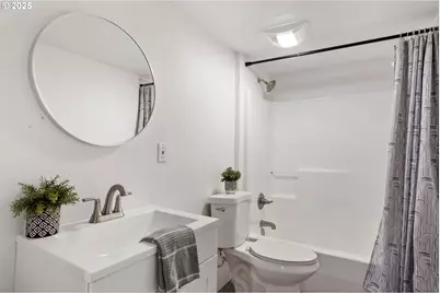 8019 SE Boise St, Portland, OR 97206 - Photo 32